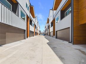 5912 Harold CT 105, Austin TX 78721