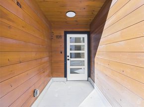 5912 Harold CT 105, Austin TX 78721