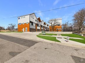 5912 Harold CT 105, Austin TX 78721