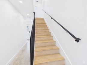 5912 Harold CT 105, Austin TX 78721