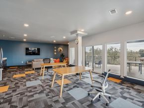 6444 Burnet RD 305, Austin TX 78757