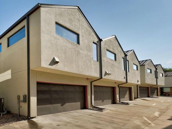 1931 E 38th 1/2 ST 33, Austin TX 78723