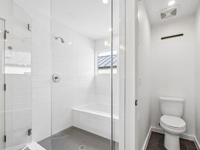 1931 E 38th 1/2 ST 33, Austin TX 78723