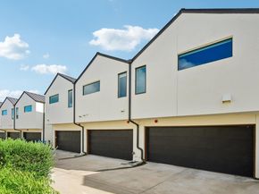 1931 E 38th 1/2 ST 33, Austin TX 78723