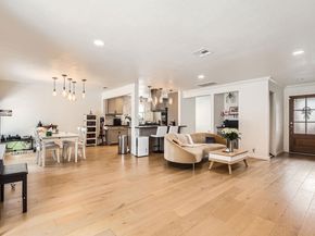 9518 Topridge DR 7, Austin TX 78750