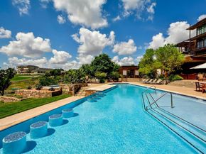 1101 Ivean Pearson RD D204, Lago Vista TX 78645