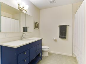 3004 Breeze TER, Austin TX 78722