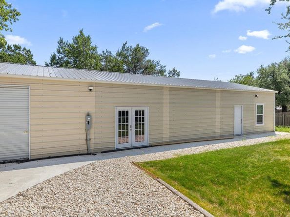 1102 Oak Hollow DR, Leander TX 78641