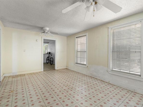 6311 Del Monte RD, Austin TX 78741