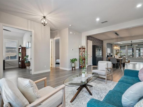 225 Escarpment WAY, Cedar Park TX 78613