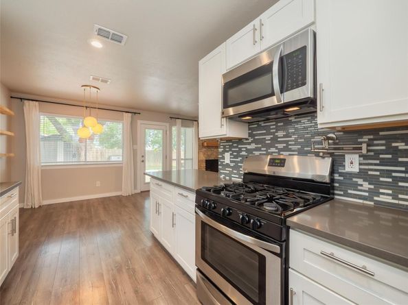 8100 Beaconcrest DR, Austin TX 78748