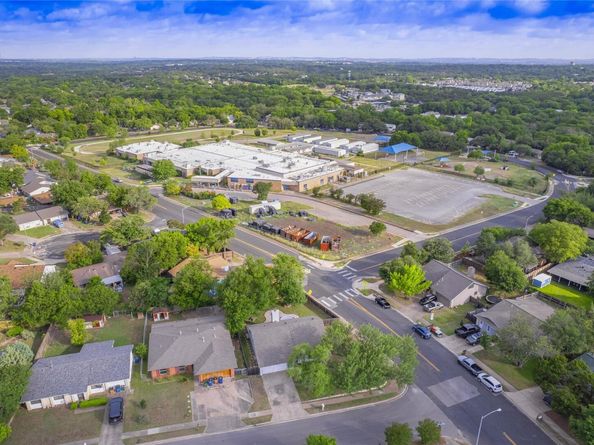 8100 Beaconcrest DR, Austin TX 78748