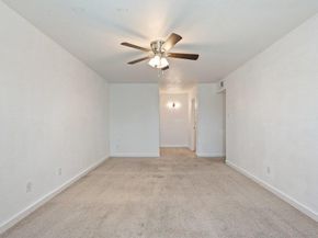 300 E Croslin ST 106, Austin TX 78752