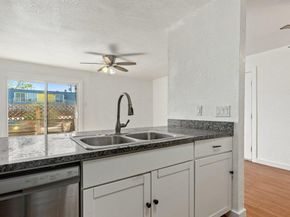 300 E Croslin ST 106, Austin TX 78752