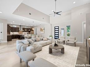 1812 Aggie LN, Austin TX 78757