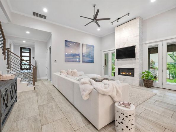 15004 Falconhead Grove LOOP, Austin TX 78738
