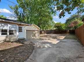 1910 W 33rd ST, Austin TX 78703