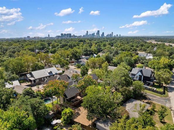 1910 W 33rd ST, Austin TX 78703