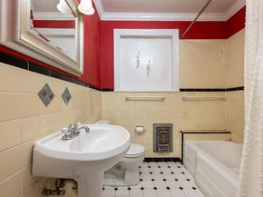 1910 W 33rd ST, Austin TX 78703