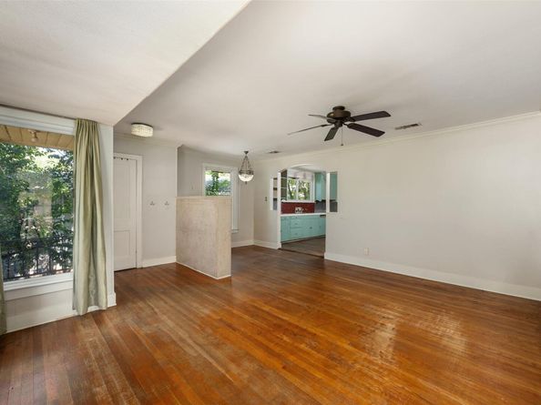 1910 W 33rd ST, Austin TX 78703
