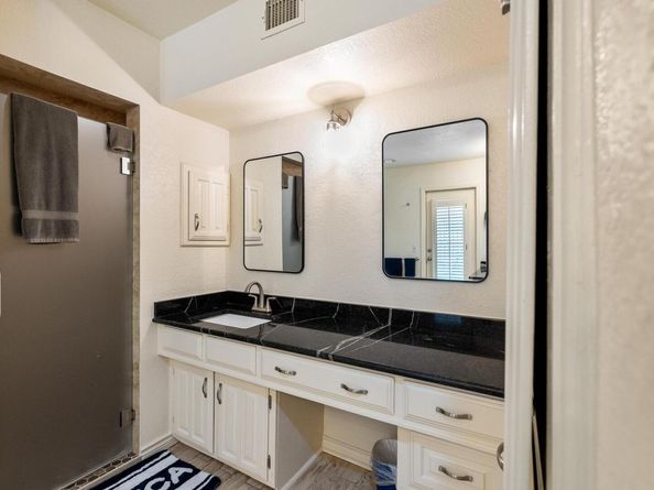 6033 Mount Bonnell CV, Austin TX 78731