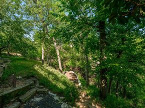 7643 Parkview CIR, Austin TX 78731