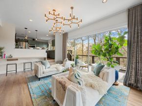 7643 Parkview CIR, Austin TX 78731