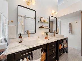 7643 Parkview CIR, Austin TX 78731