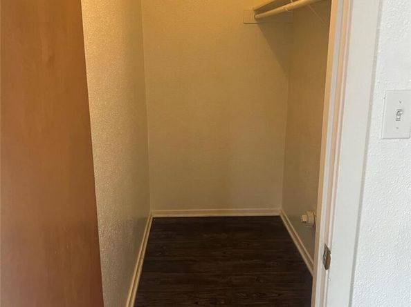 2803 Hemphill PARK B110, Austin TX 78705