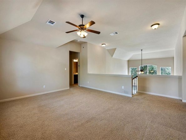 1824 Wolf Dancer, Leander TX 78641