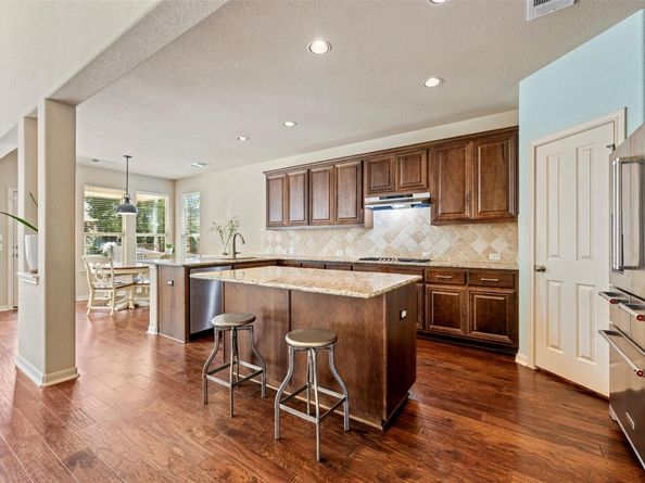 1824 Wolf Dancer, Leander TX 78641