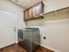 1824 Wolf Dancer, Leander TX 78641