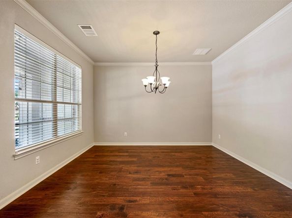 1824 Wolf Dancer, Leander TX 78641