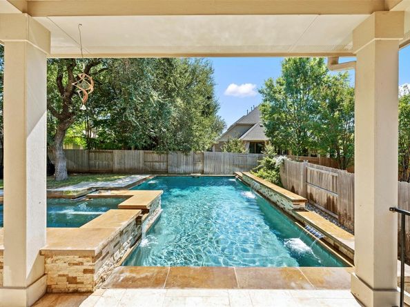 1824 Wolf Dancer, Leander TX 78641