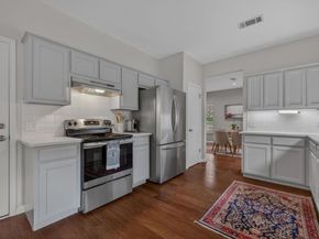 8910 Spicebrush DR, Austin TX 78759
