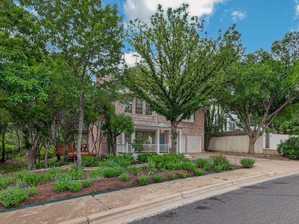8910 Spicebrush DR, Austin TX 78759