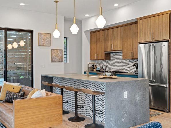 2118 Glendale PL 1, Austin TX 78704