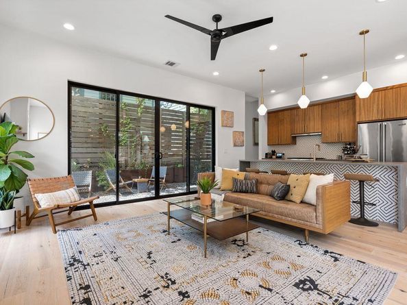 2118 Glendale PL 1, Austin TX 78704