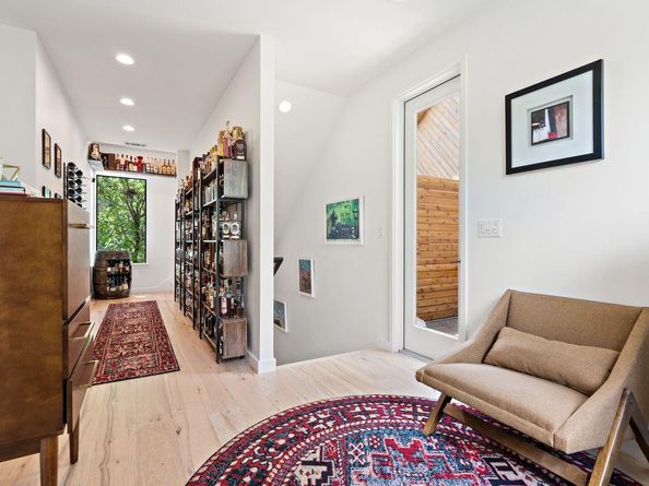 2118 Glendale PL 1, Austin TX 78704