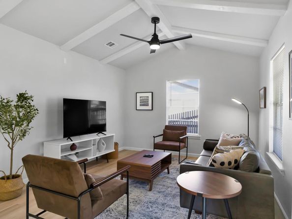 1205 Arthur Stiles RD, Austin TX 78721