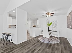 800 Saunders DR, Round Rock TX 78664