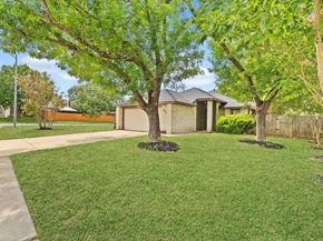 800 Saunders DR, Round Rock TX 78664