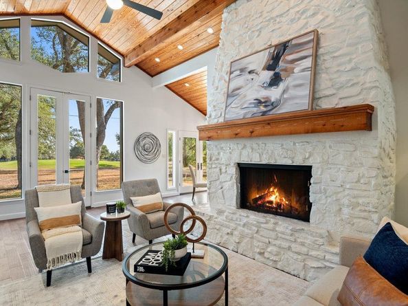 9112 Balcones Club DR, Austin TX 78750