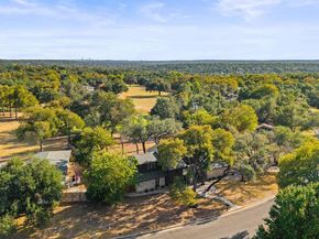 9112 Balcones Club DR, Austin TX 78750
