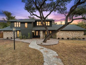 9112 Balcones Club DR