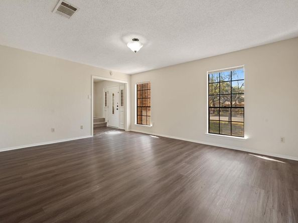 12703 Oro Valley TRL, Austin TX 78729