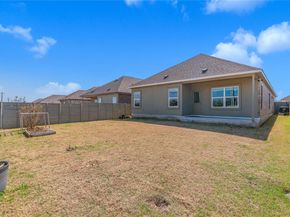 212 Flint Mountain RD, Georgetown TX 78628