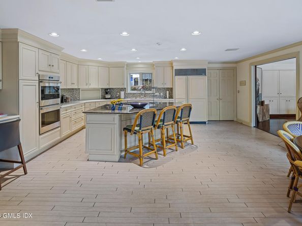 2 Winding Lane, Greenwich CT 06831