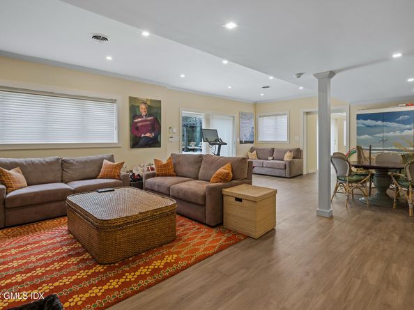 2 Winding Lane, Greenwich CT 06831