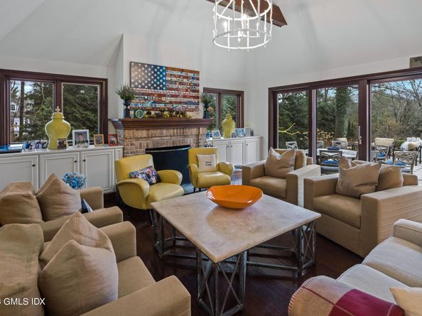 2 Winding Lane, Greenwich CT 06831